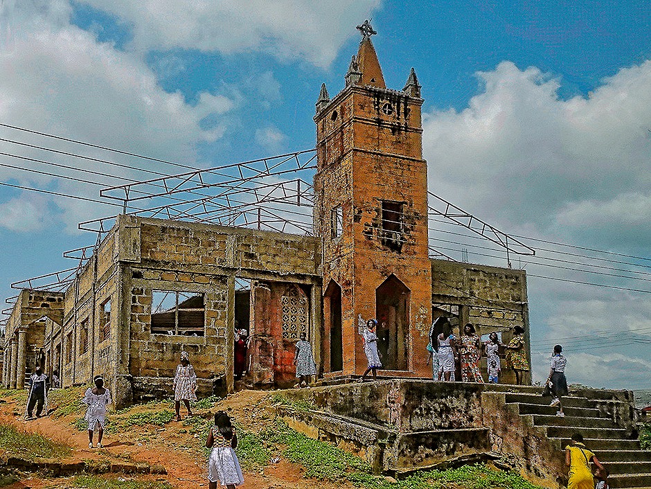 24a.  Takoradi, Ghana-topaz-faceai-sharpen