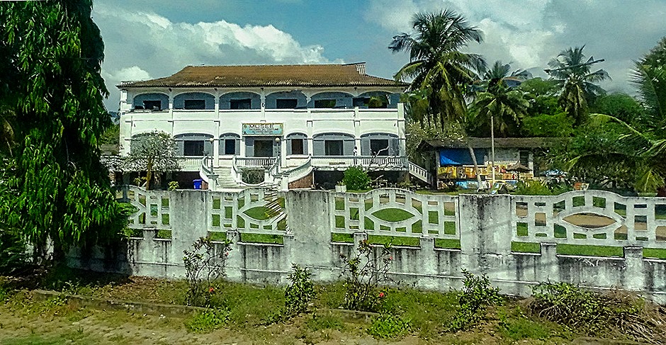 70a.  Abidjan, Ivory Coast_stitch-topaz-sharpen