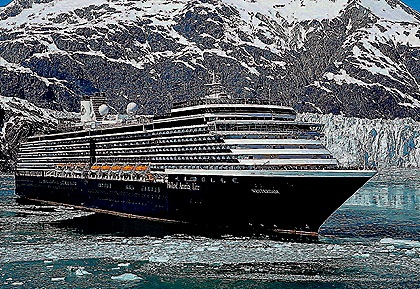holland-america-ms-westerdam-in Alaska1_upscale